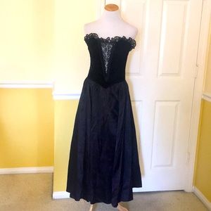 Strapless Black Velvet Gunne Sax Satin Dress